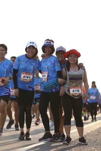 BIB: 766, 8764, 8776
                            <button type="button" onclick="openModal(3105264)" class="btn btn-primary btn-sm float-right btn-popup" data-toggle="modal" data-target=".modal-high-quality">
                        <i class="fas fa-shopping-cart"></i> Add to Cart
                    </button>
                                            <button type="button" onclick="isThisMe(3105264, true)" class="btn btn-success btn-sm float-right btn-popup btn-isme hidden" data-toggle="tooltip" data-placement="bottom" title="นี่คือรูปของคุณใช่ไหม คลิกที่นี่เพื่อเอาเข้าอัลบั้ม">
                        <i class="fas fa-plus"></i> Add to album
                    </button>
                    <button type="button" onclick="isThisMe(3105264, false)" class="btn btn-warning btn-sm float-right btn-popup btn-isnotme hidden">
                        <i class="fas fa-ban"></i> Remove from album
                    </button>